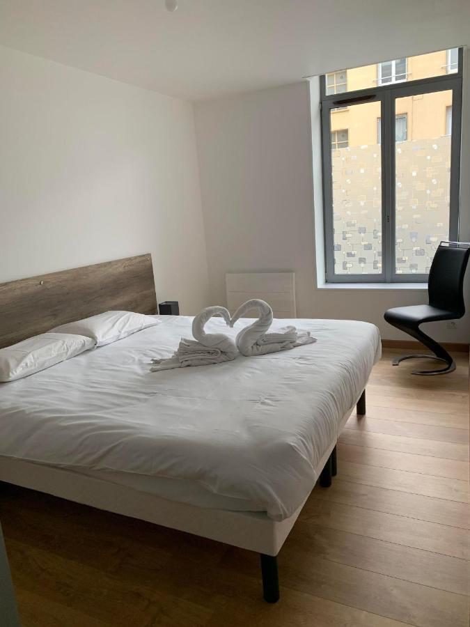Comme Chez Soi Apartment จิเวต์ ภายนอก รูปภาพ